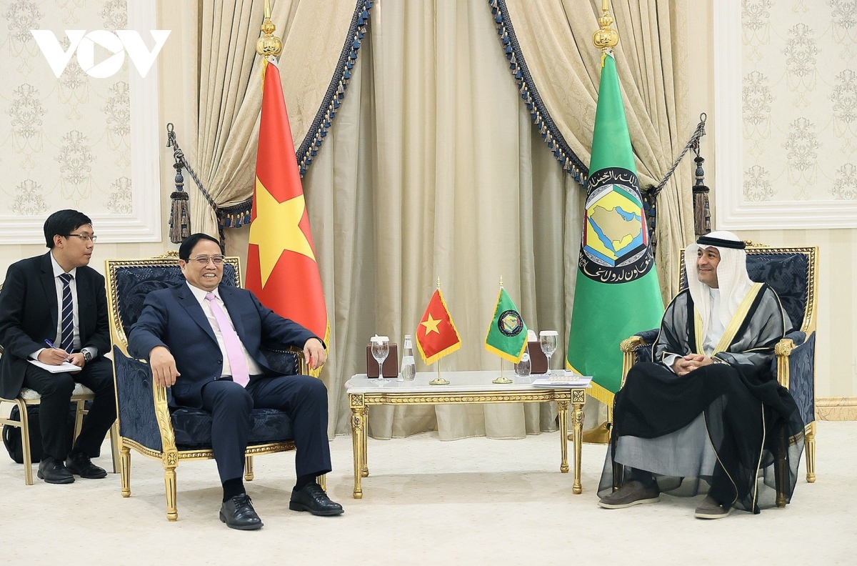 Thủ tướng Phạm Minh Chính thăm, làm việc tại Trụ sở Hội đồng Hợp tác vùng Vịnh